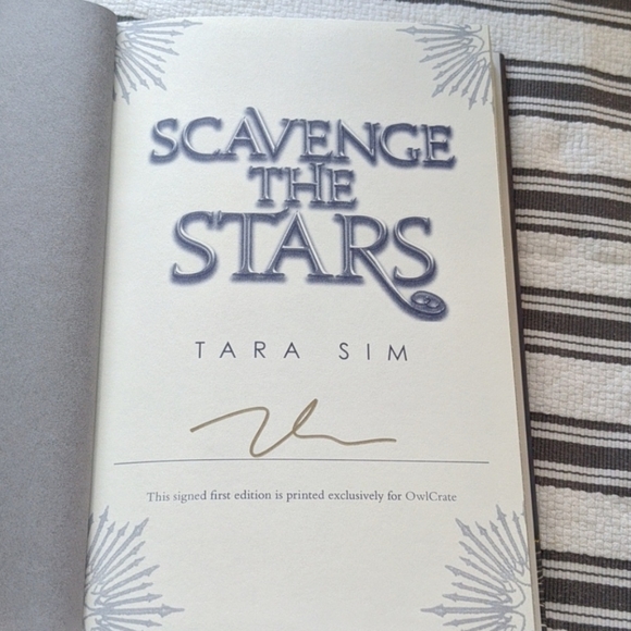 Owlcrate Scavenge The Stars - Picture 4 of 5